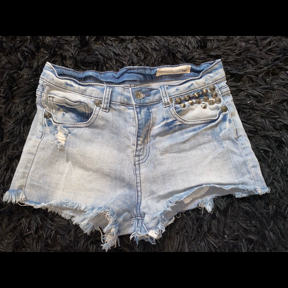 Love Culture Jean Shorts